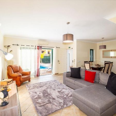 Villa Sequeira - Private Pool - Free Wifi - By Bedzy البوفيرا المظهر الخارجي الصورة