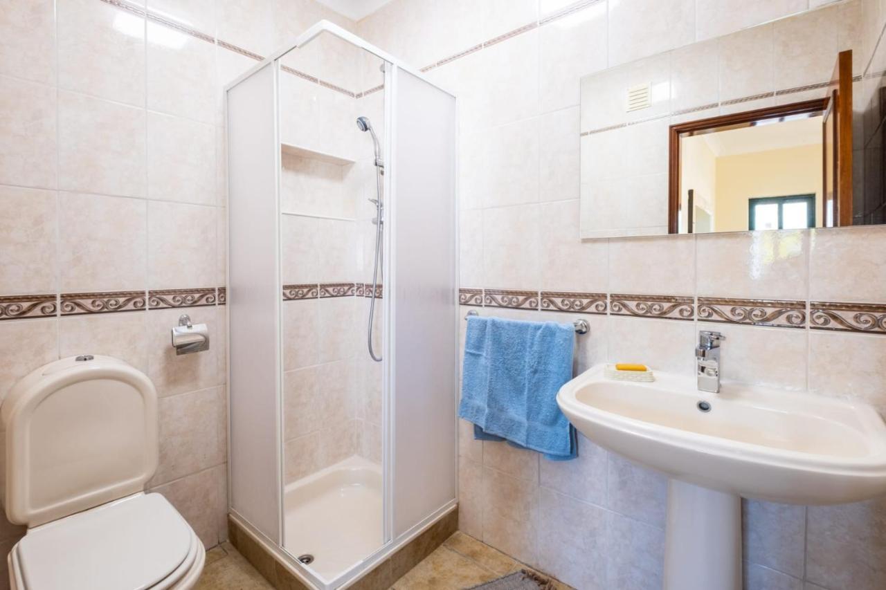 Villa Sequeira - Private Pool - Free Wifi - By Bedzy البوفيرا المظهر الخارجي الصورة