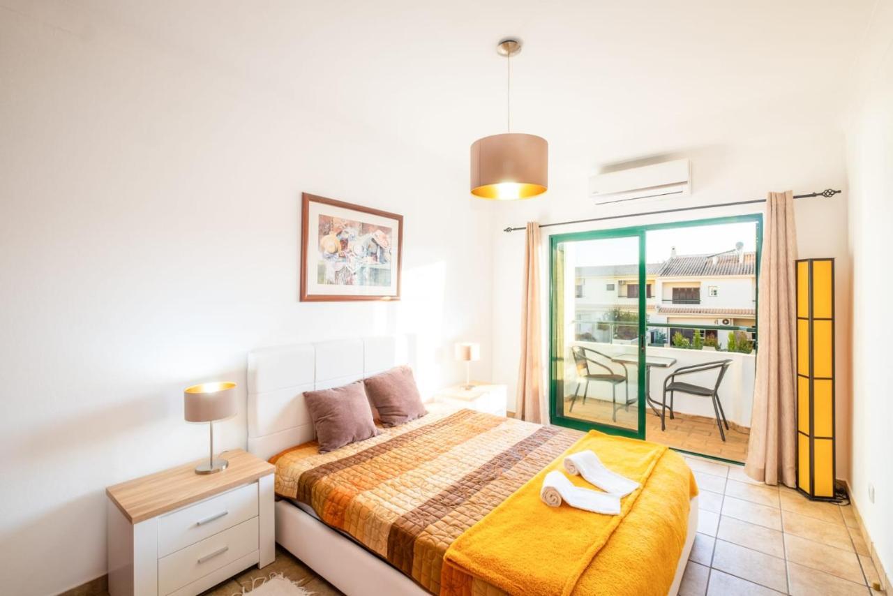 Villa Sequeira - Private Pool - Free Wifi - By Bedzy البوفيرا المظهر الخارجي الصورة